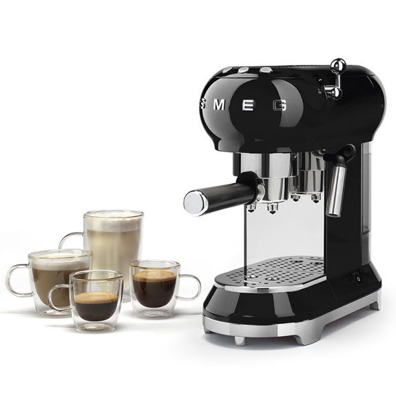 Smeg Retro Style Espresso Machine - Black - Image 3