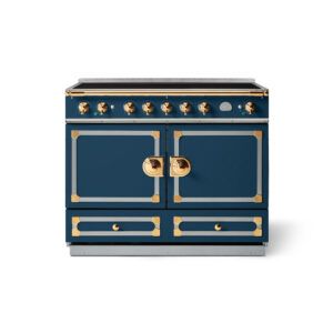 LaCornue Cornufé 110cm Induction Cooker - Winter Sky with Polished Brass & Stainless Steel Trim