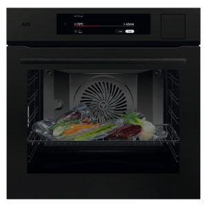 AEG 60cm Multifunction 25 Steam Oven - Matte Black