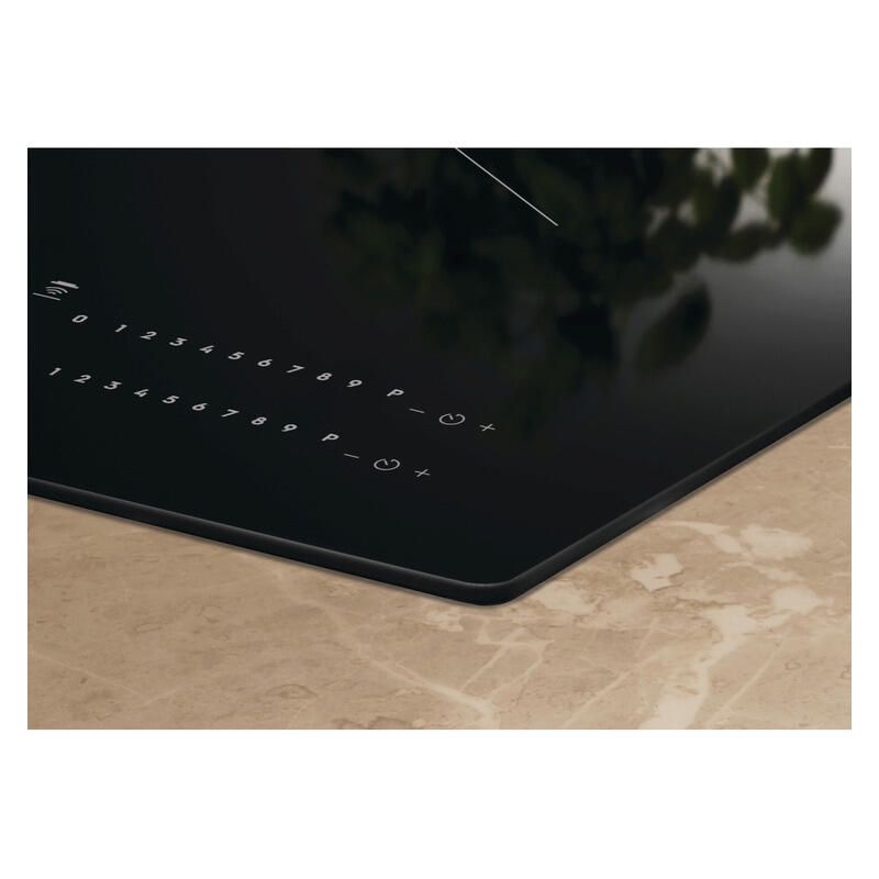 Electrolux 60cm 4 Zone Induction Cooktop - SenseFry - Black (Series 700) - Image 3