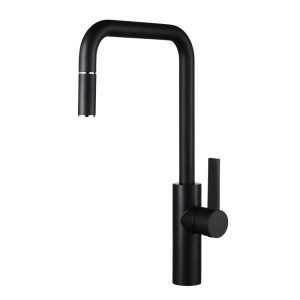 Armando Vicario Luz All Black